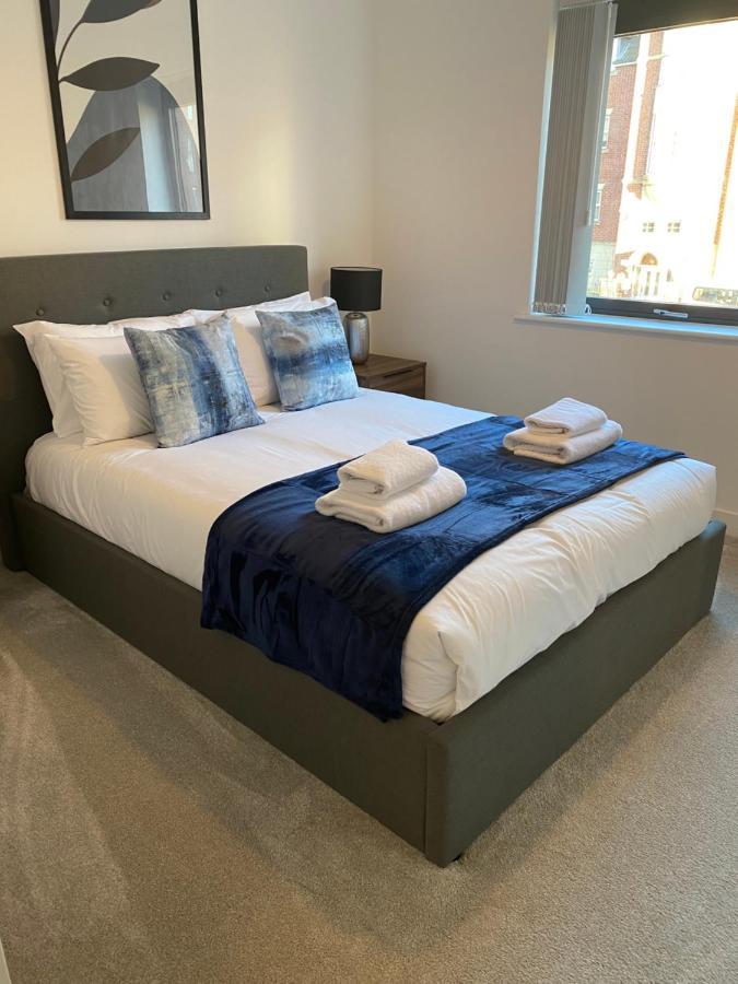 Icona - Brand New City Centre Apartment 요크 외부 사진
